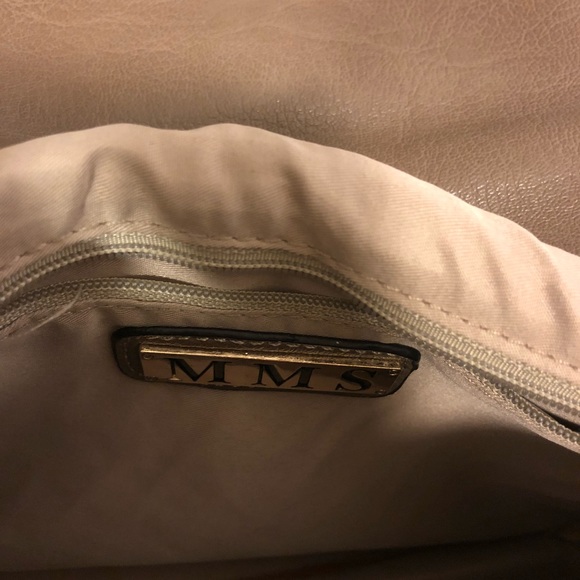 Purse - Picture 5 of 8